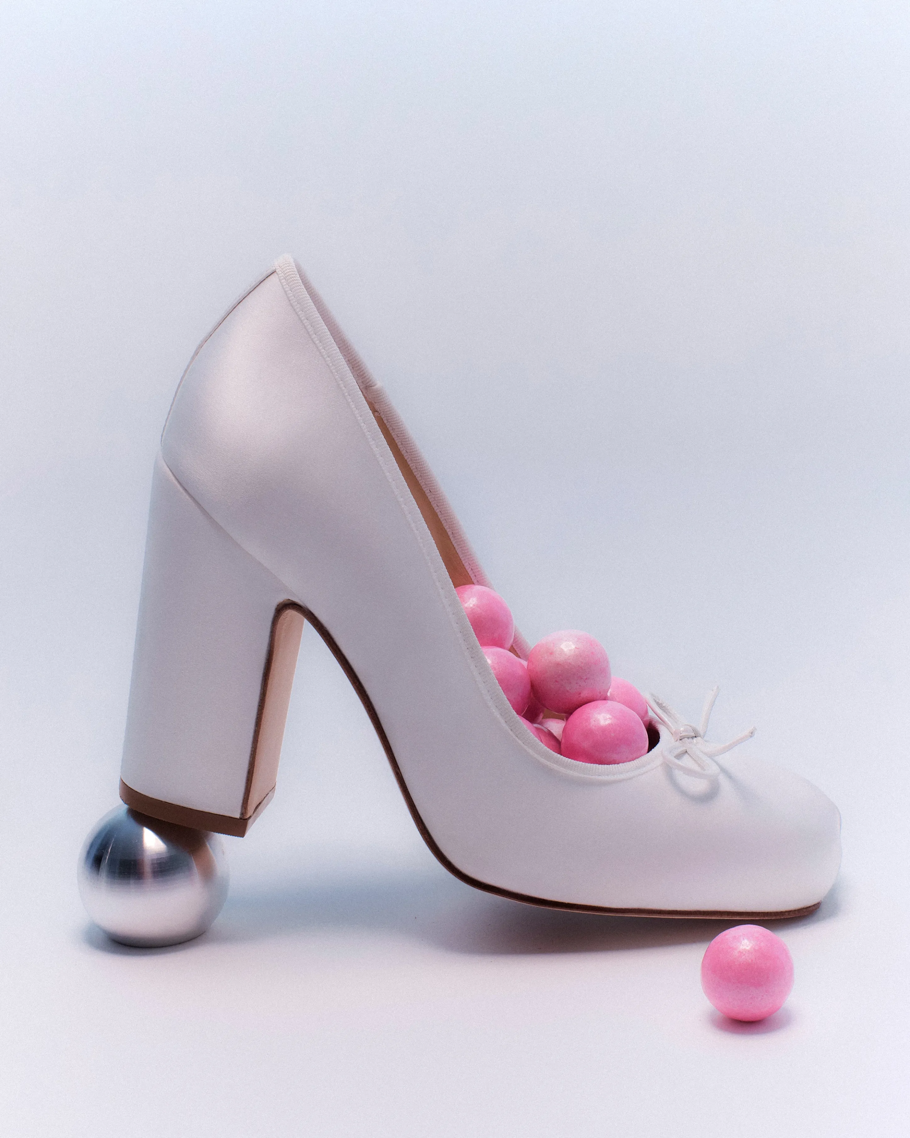 POINTE PUMP 100 IN PEARL SATIN