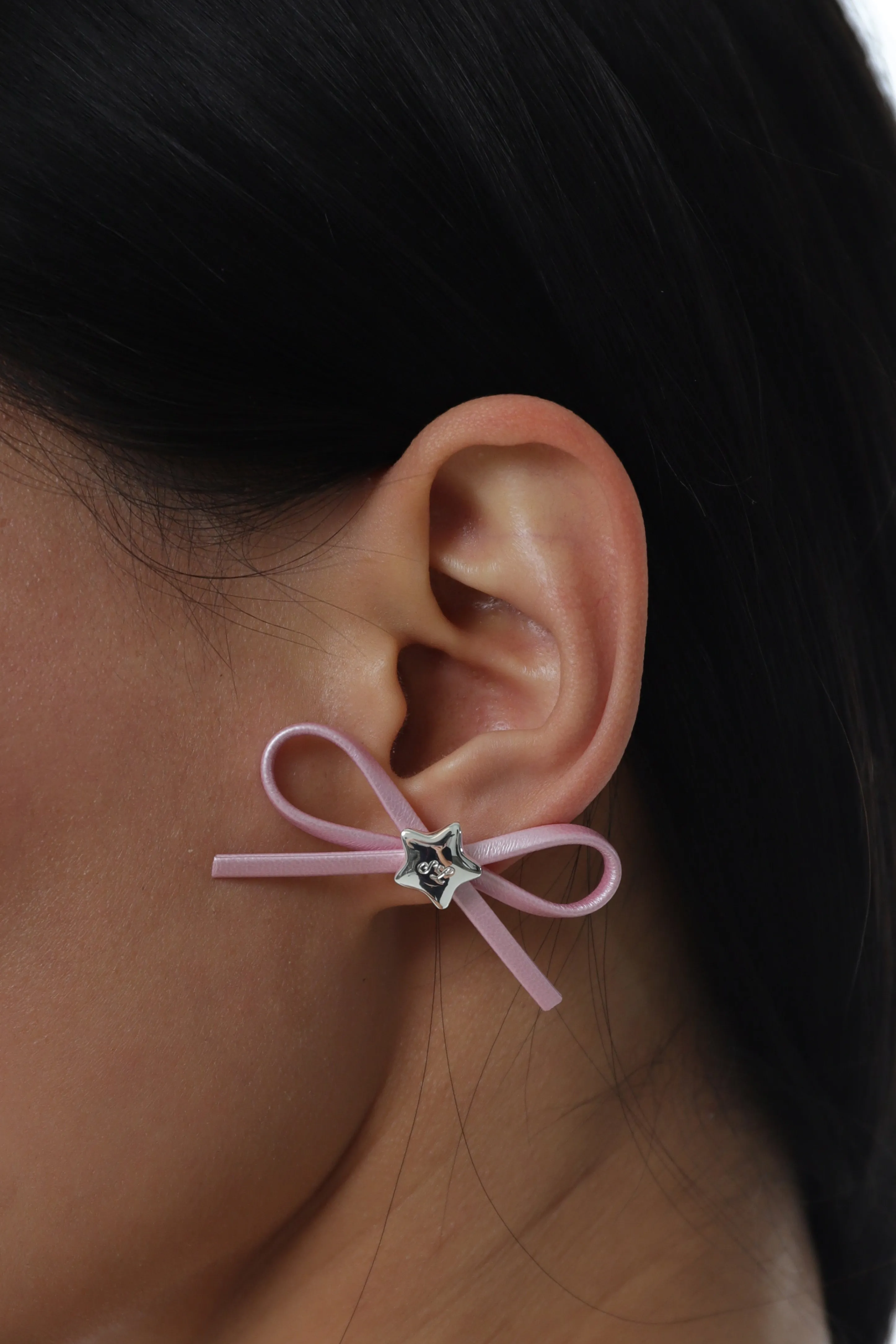 UME EARRINGS IN PINK