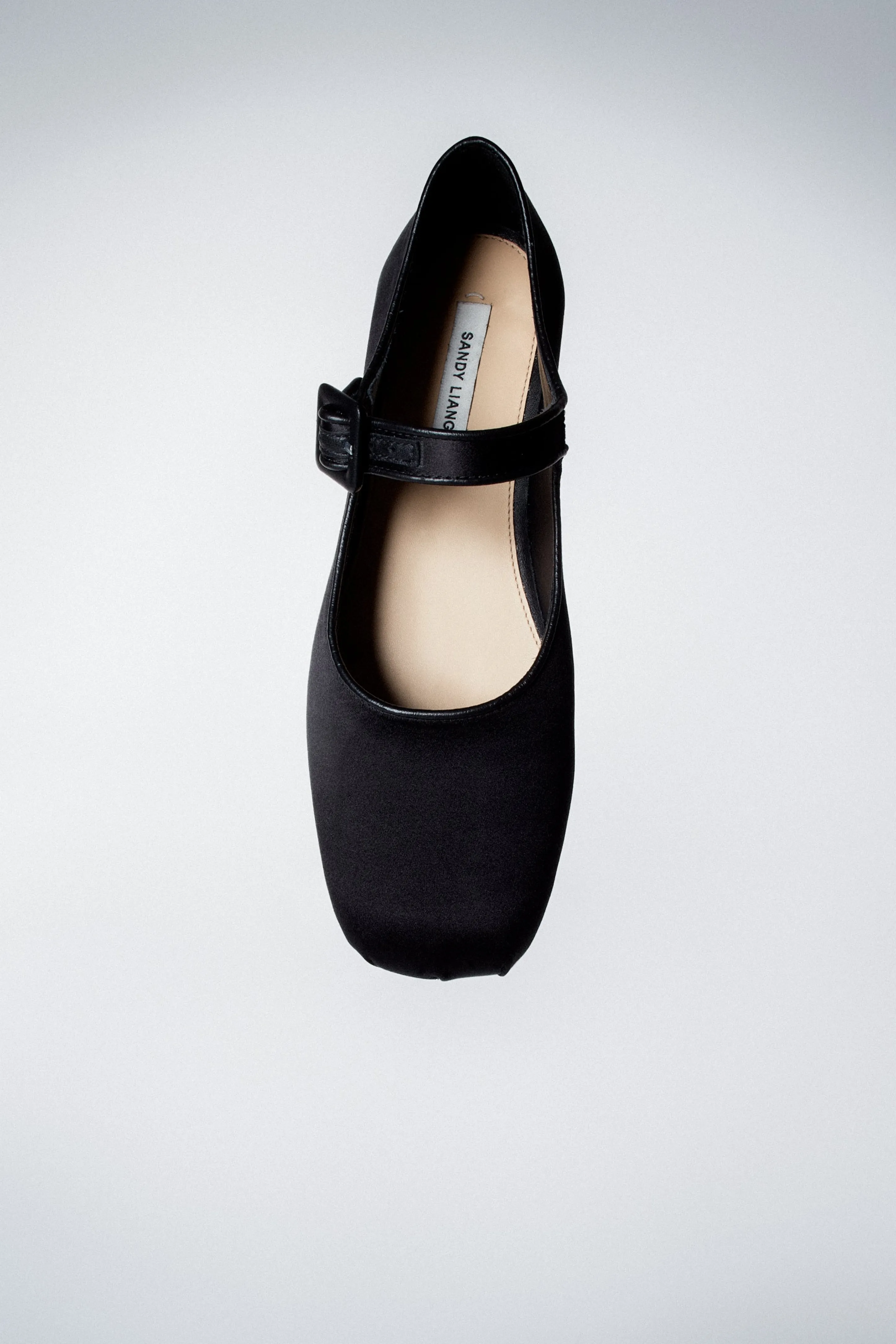 MARY JANE POINTE IN BLACK SATIN