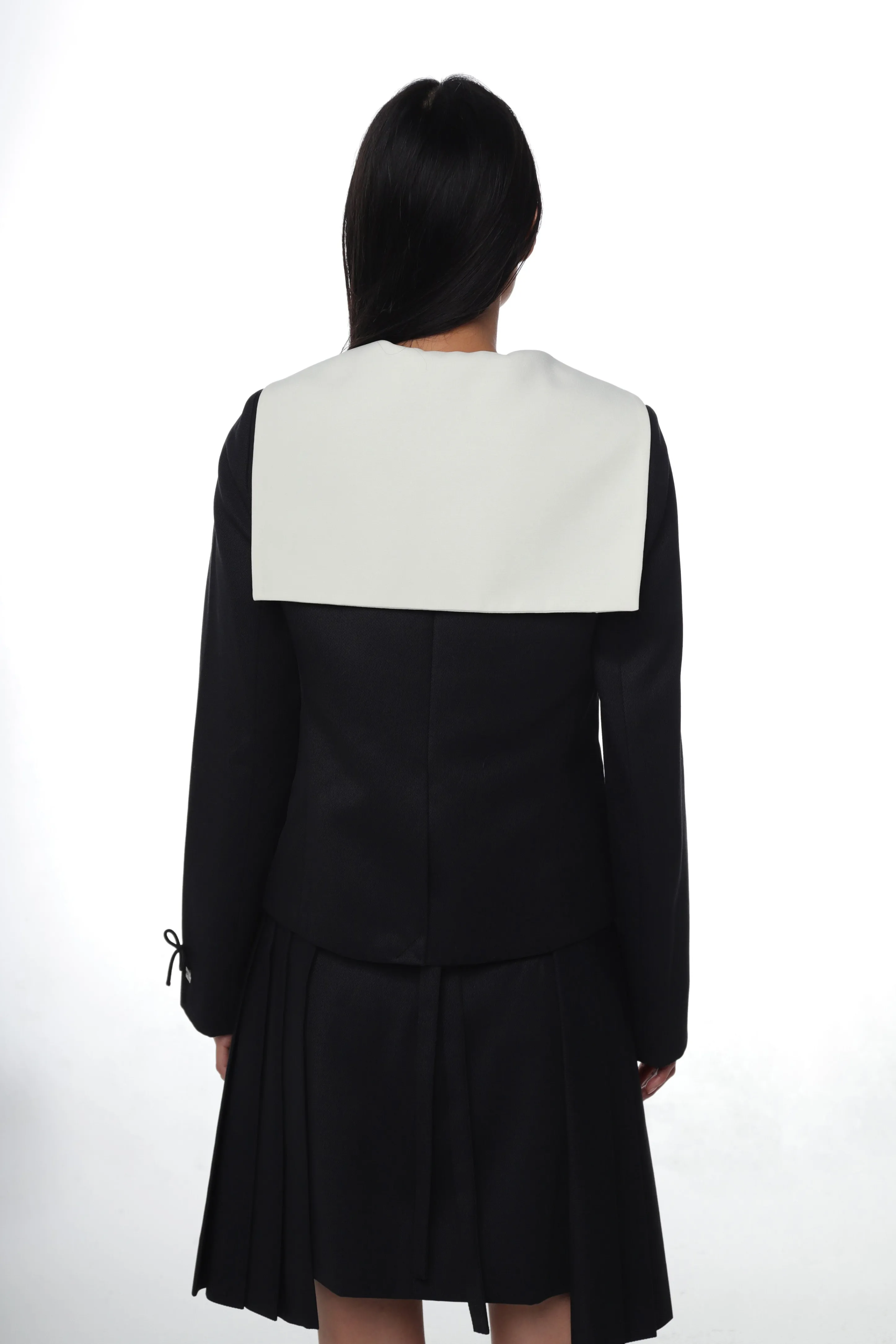 VIVIAN JACKET IN BLACK