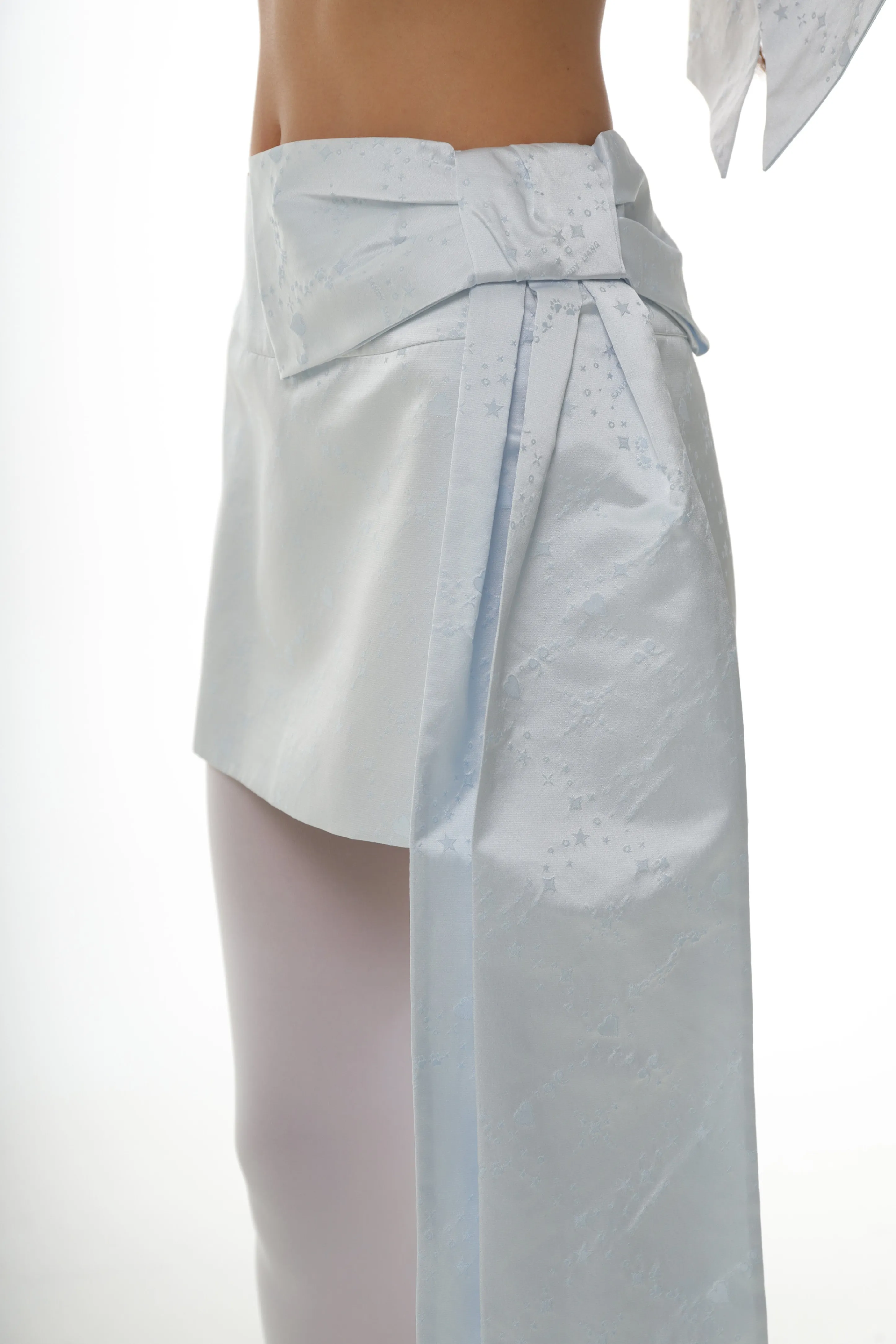 SKAR SKIRT IN ICE BLUE
