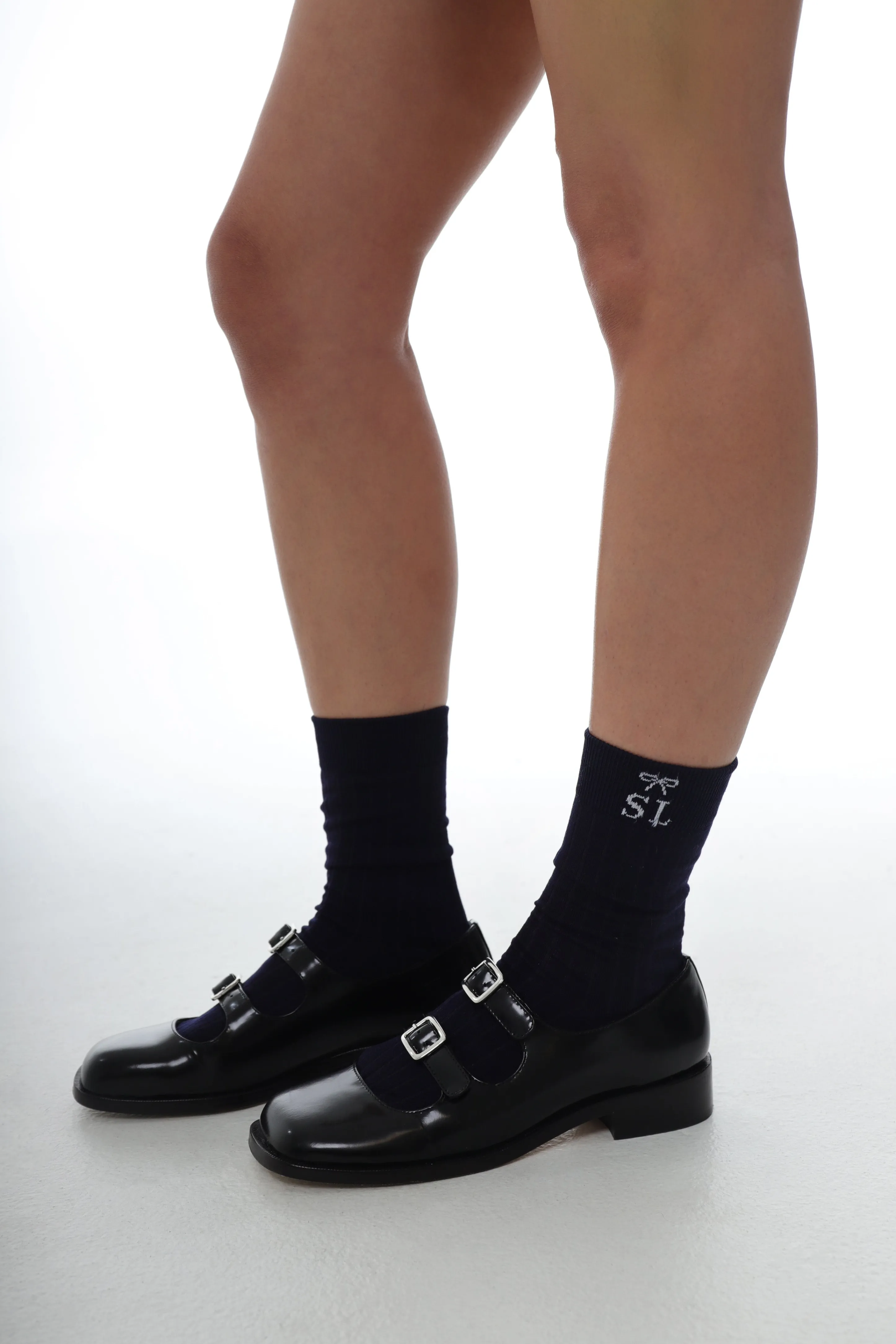 RIBBED MONOGRAM SOCK IN NAVY