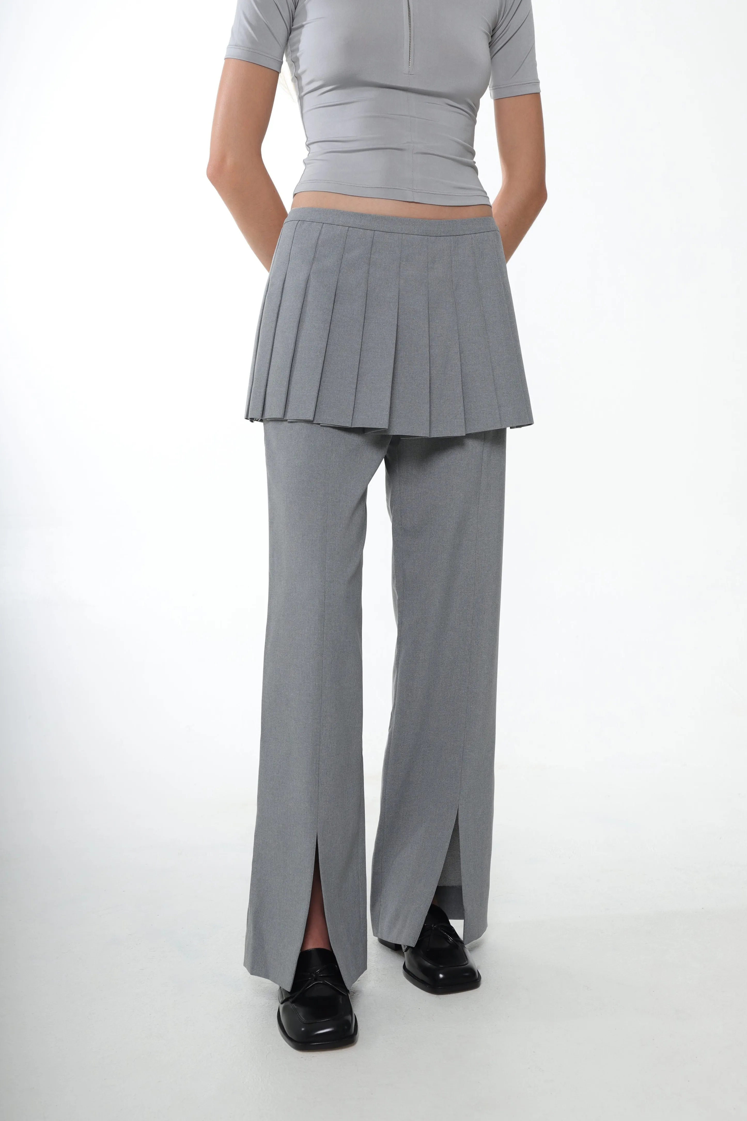 LICHI PANT IN GREY